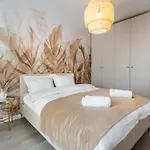Апартаменти Spacious 407 Бухарест
