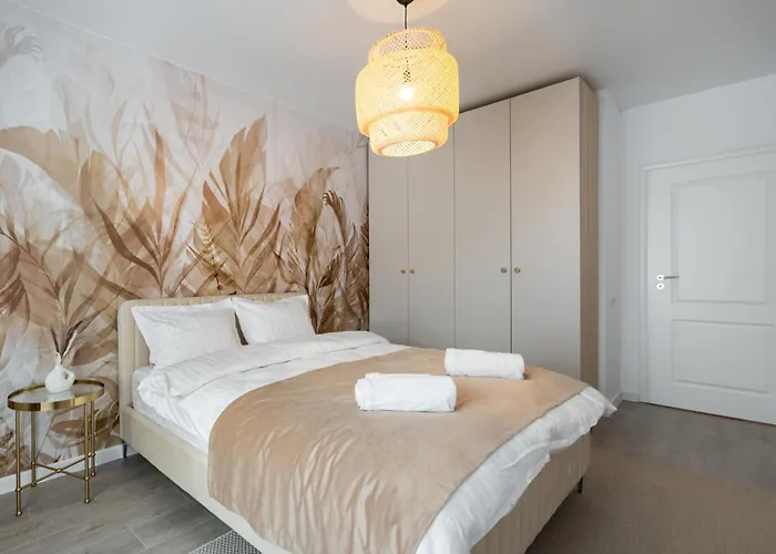 Spacious 407 Apartment